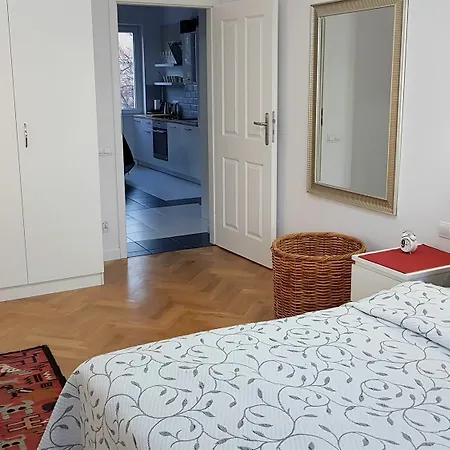 Lägenhet Aski Hoza Warszawa